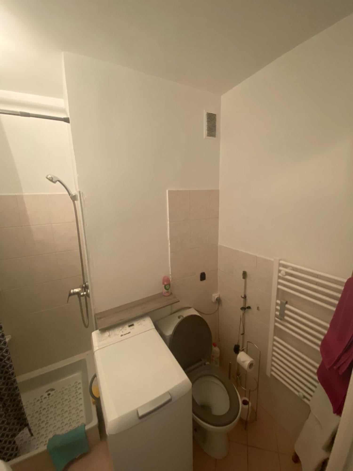Joli studio neuf av terrasse à 50 m de la mer et gare Roquebrune-Cap-Martin Extérieur photo
